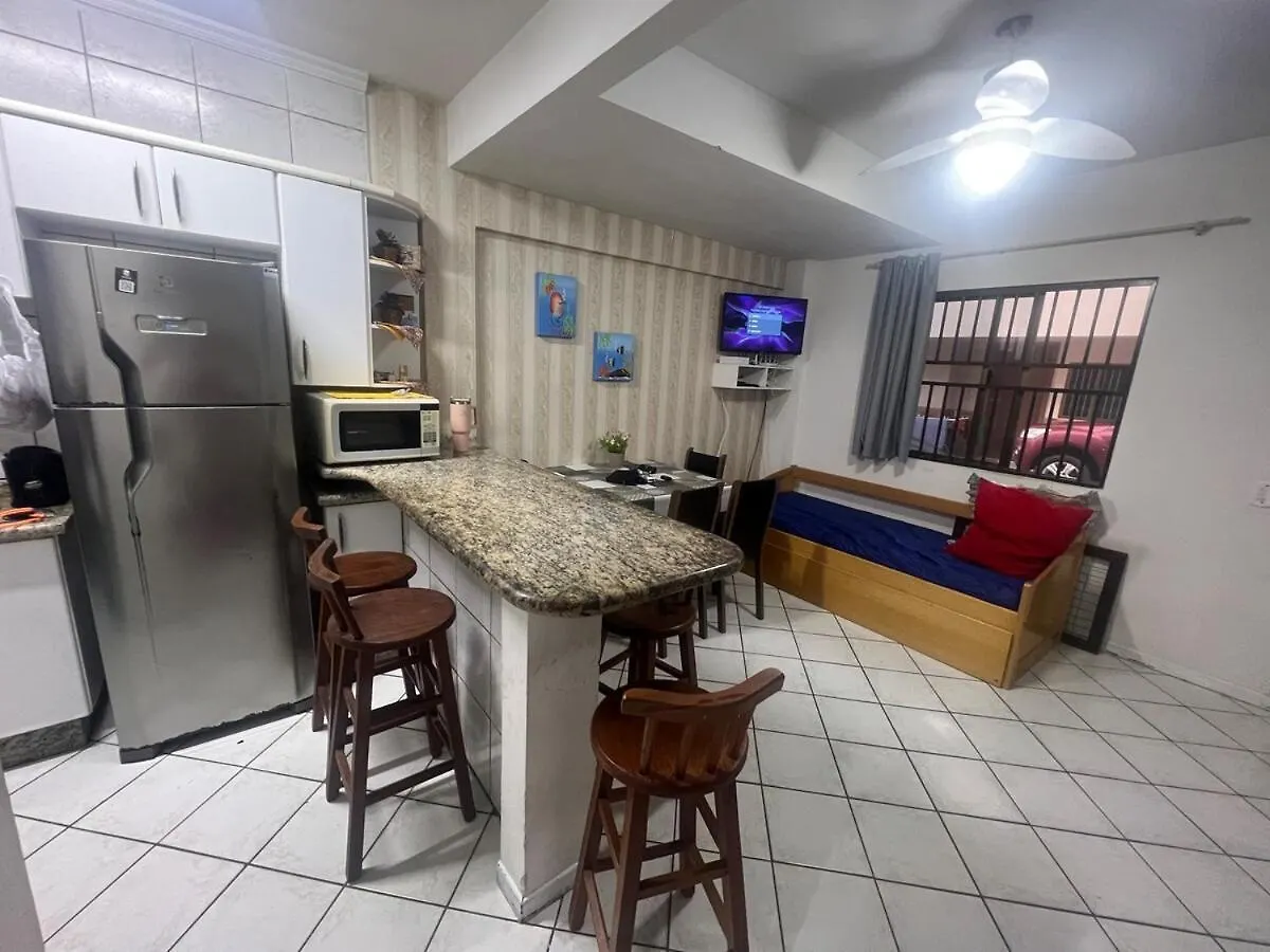 Sobrado Centro De Bombinhas 50 M Do Mar Com 02 Suites 0*,  Brasil