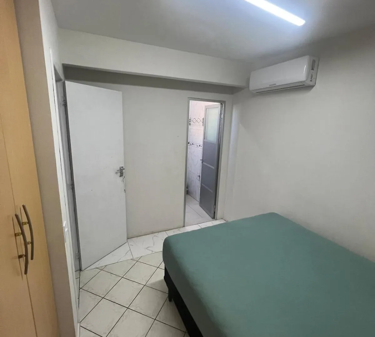 Apartmán Sobrado Centro De Bombinhas 50 M Do Mar Com 02 Suites